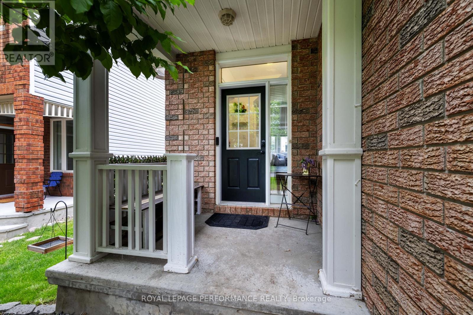 13 Milner Downs Crescent, Ottawa, Ontario  K2M 2S3 - Photo 2 - X12196685