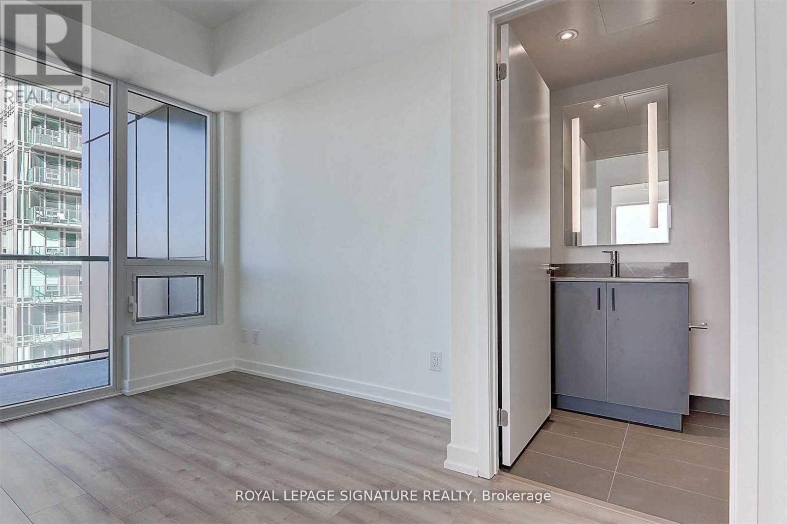 1005 - 135 East Liberty Street, Toronto, Ontario  M6K 0G7 - Photo 11 - C12196631