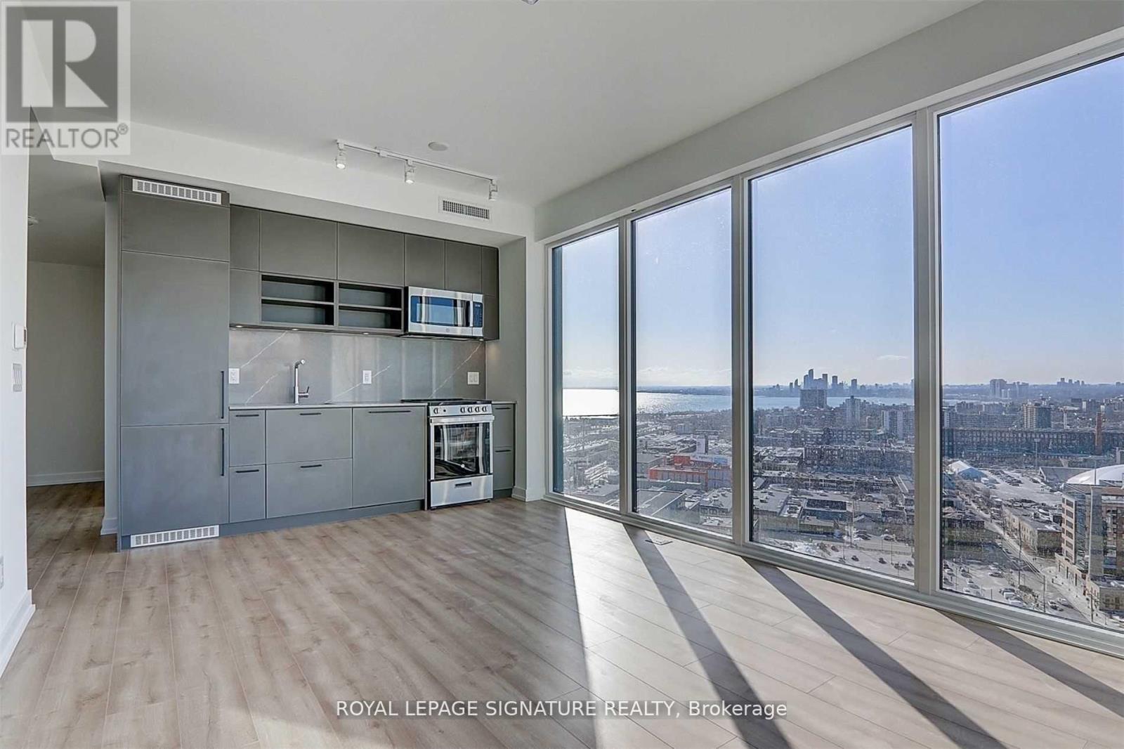 1005 - 135 East Liberty Street, Toronto, Ontario  M6K 0G7 - Photo 4 - C12196631