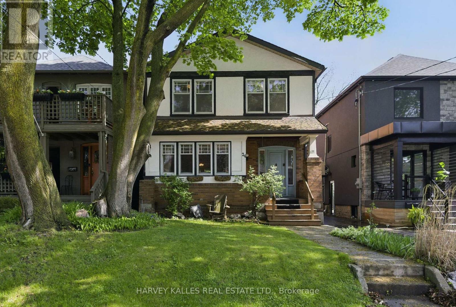 24 Yonge Boulevard, Toronto, Ontario  M5M 3G5 - Photo 1 - C12196657