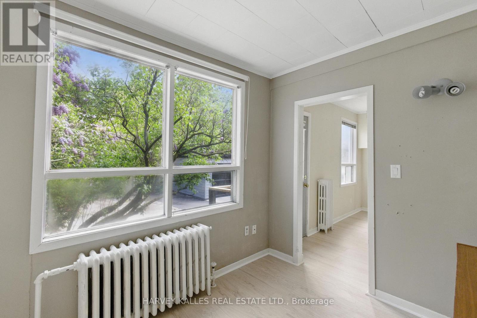 24 Yonge Boulevard, Toronto, Ontario  M5M 3G5 - Photo 21 - C12196657