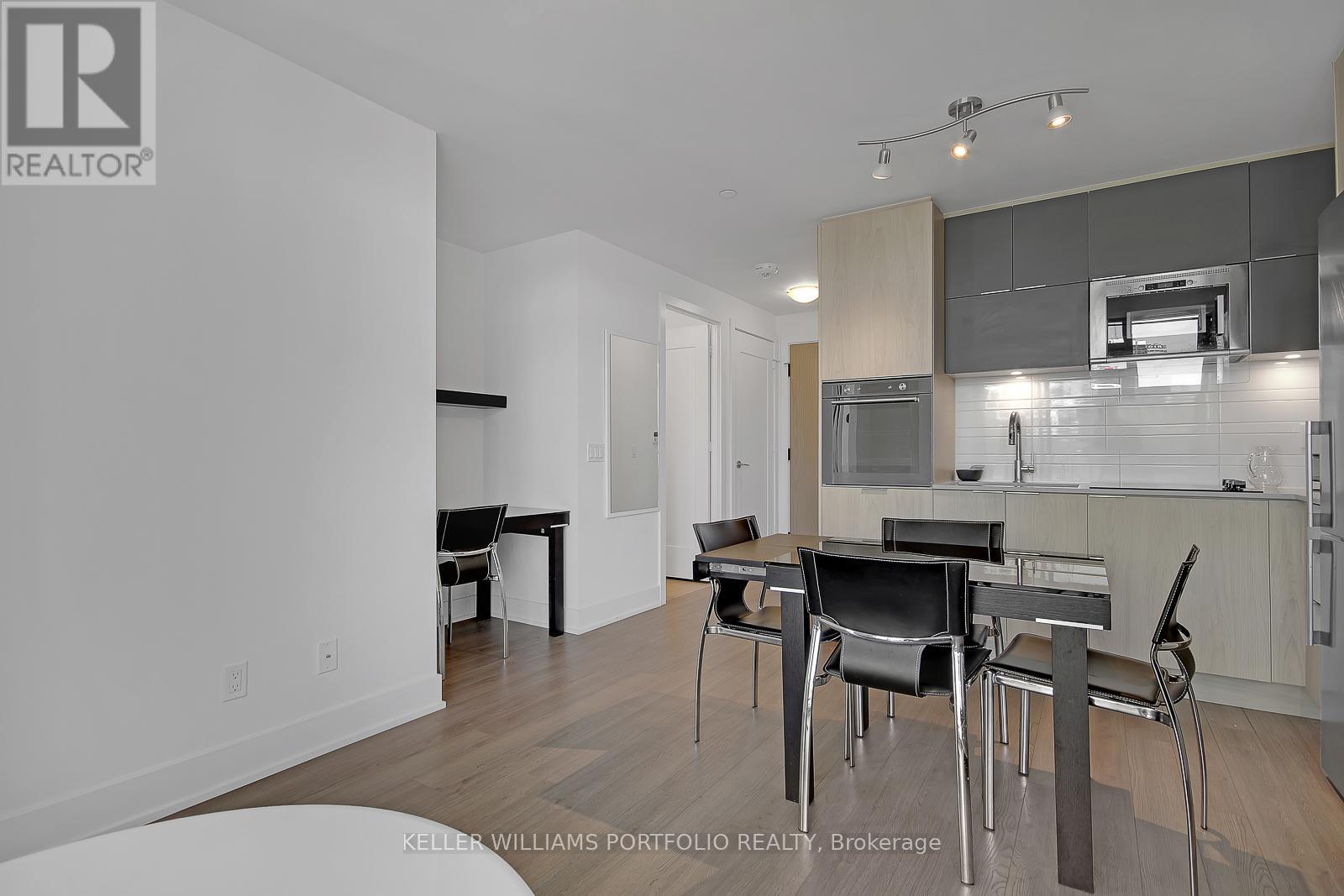 311 - 1 Belsize Drive, Toronto, Ontario  M4S 0B9 - Photo 10 - C12196659