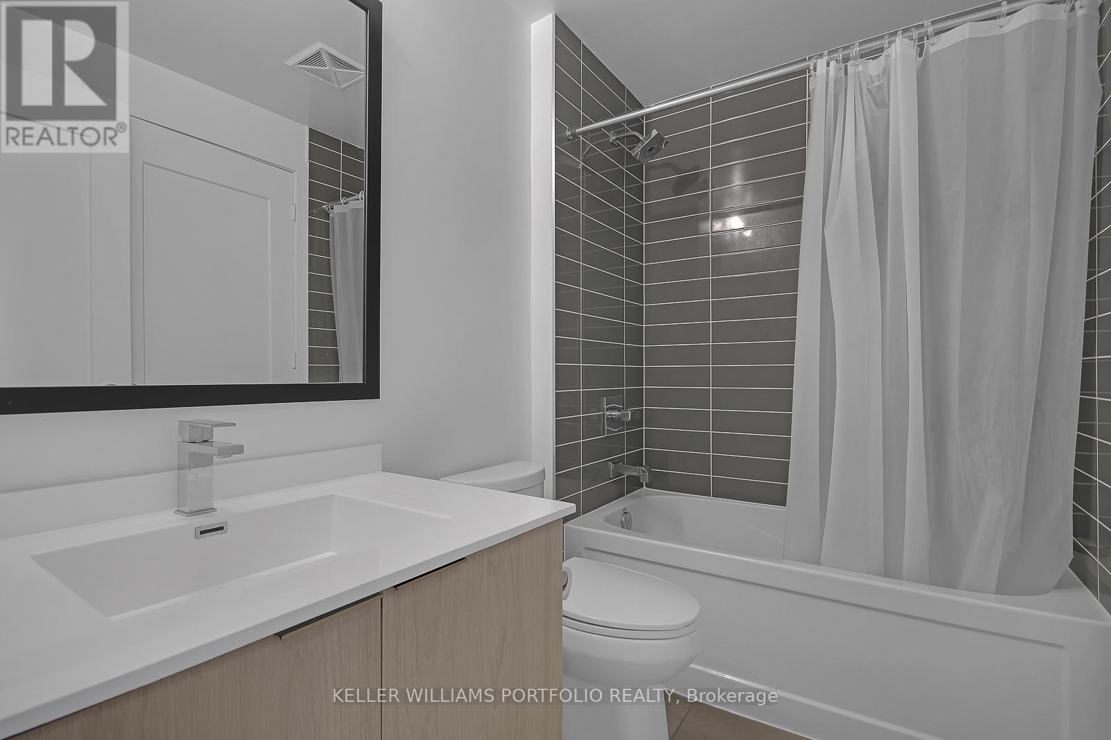 311 - 1 Belsize Drive, Toronto, Ontario  M4S 0B9 - Photo 4 - C12196659