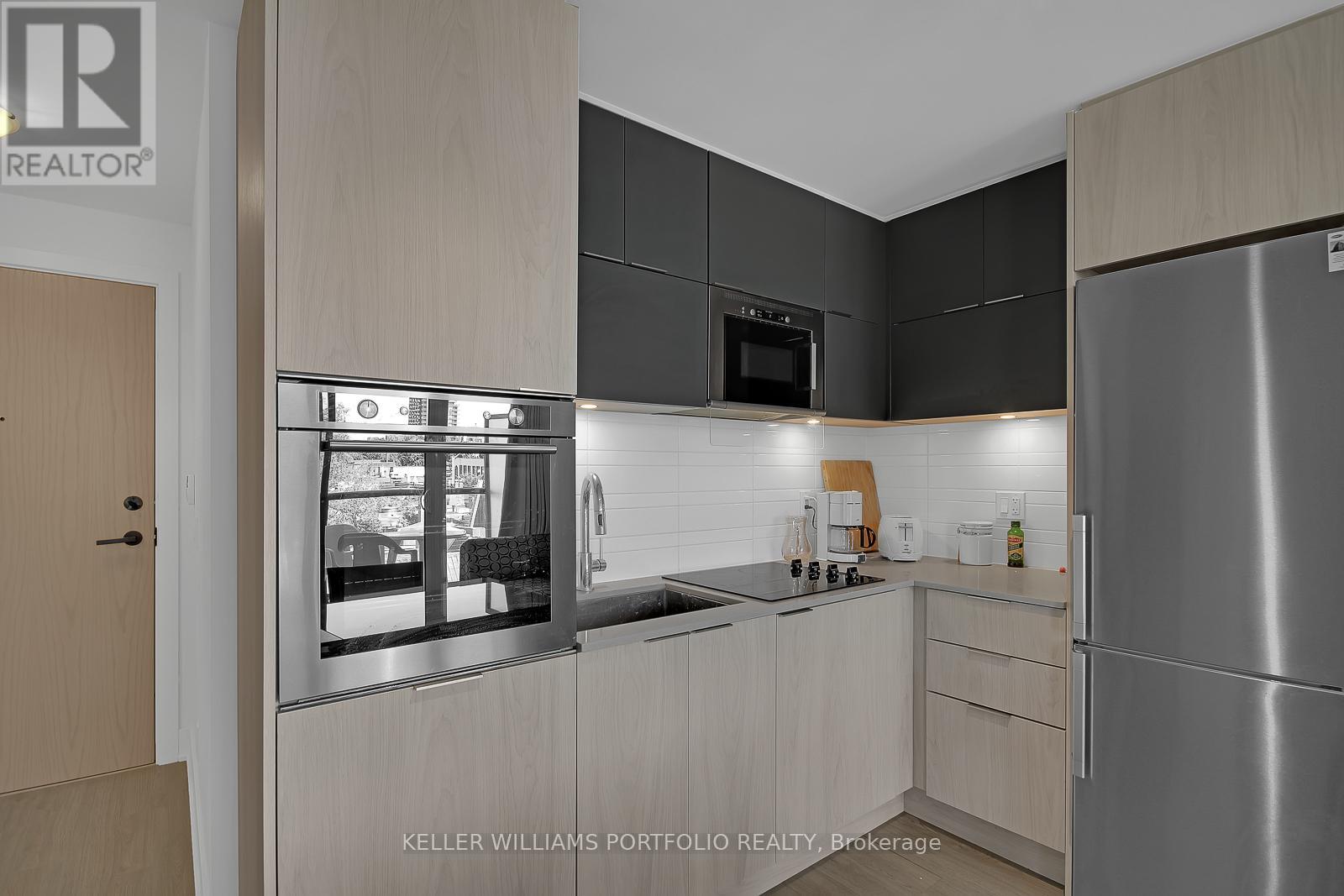 311 - 1 Belsize Drive, Toronto, Ontario  M4S 0B9 - Photo 6 - C12196659