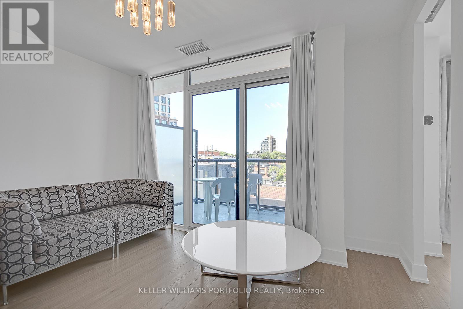 311 - 1 Belsize Drive, Toronto, Ontario  M4S 0B9 - Photo 8 - C12196659