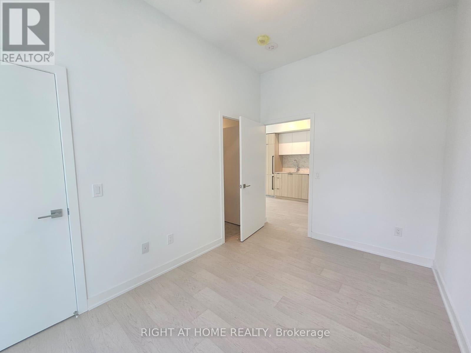 906 - 252 Church Street, Toronto, Ontario  M5B 0E6 - Photo 16 - C12196675