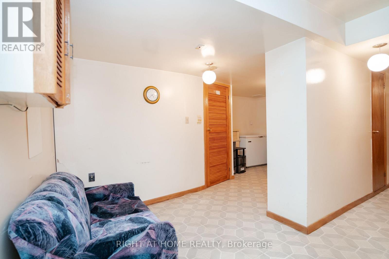 610 Lauder Avenue, Toronto, Ontario  M6E 3J7 - Photo 29 - C12196710
