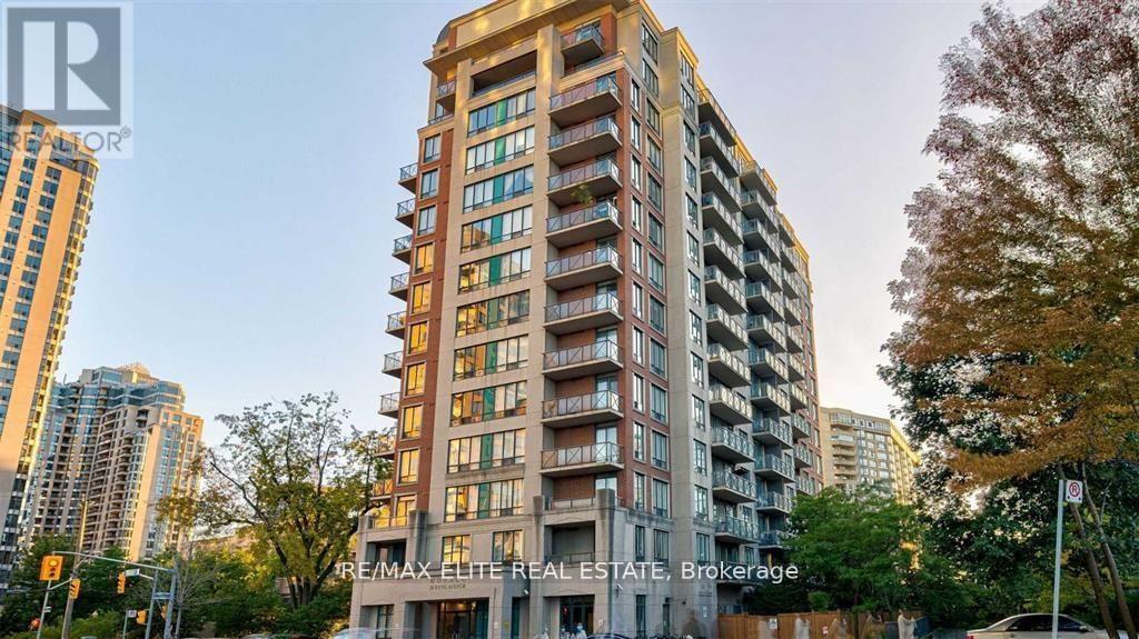 LP05 - 28 BYNG AVENUE, Toronto, Ontario