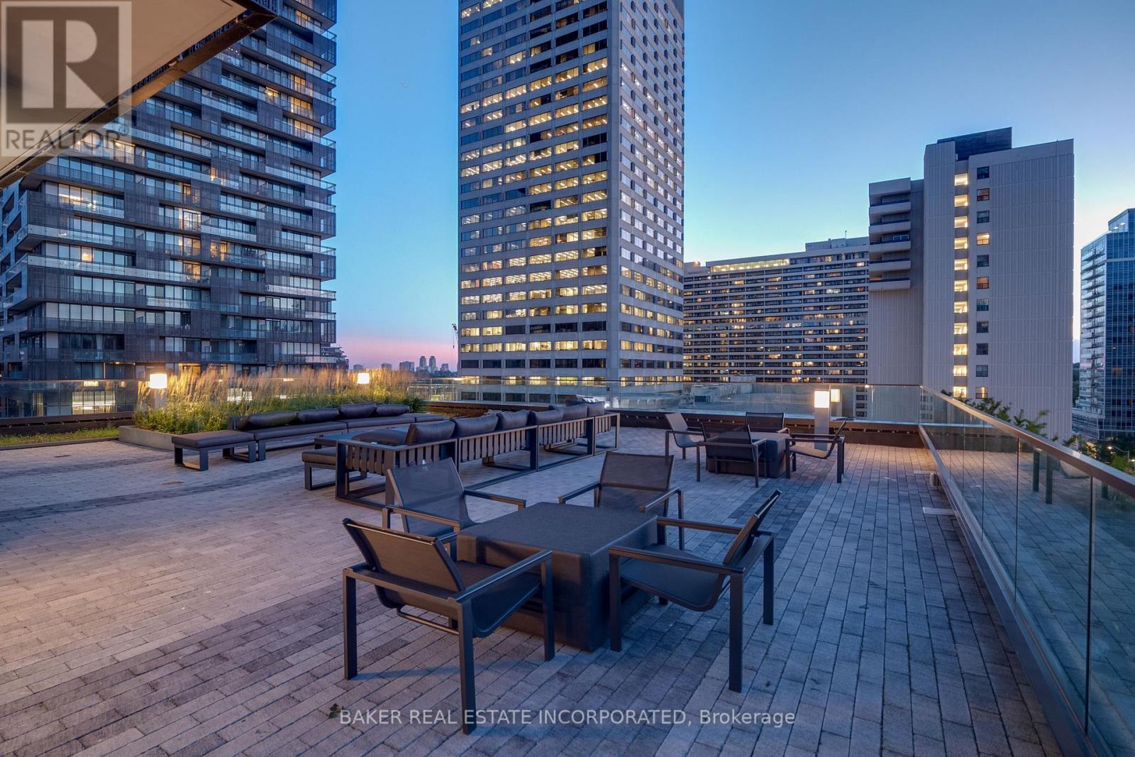 2701 - 15 Roehampton Avenue, Toronto, Ontario  M4P 0C2 - Photo 9 - C12196750
