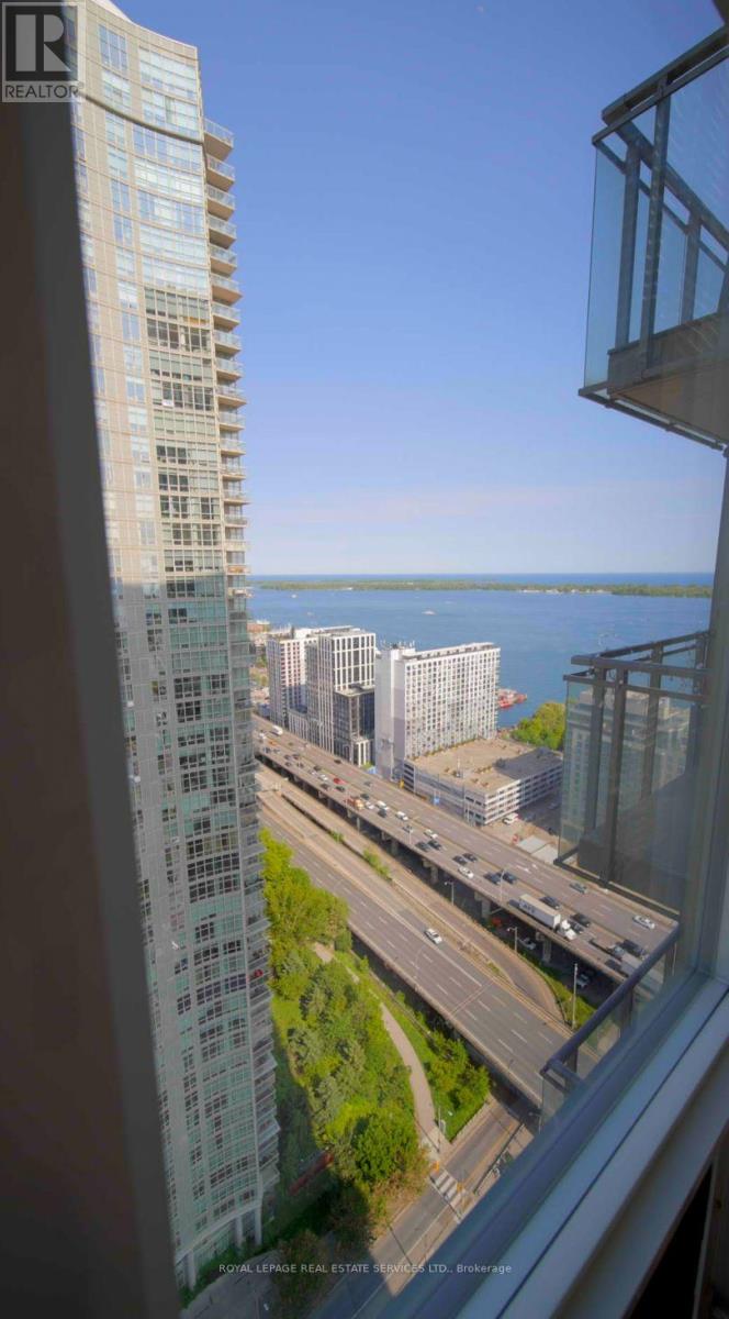 3906 - 11 Brunel Court, Toronto, Ontario  M5V 3Y3 - Photo 22 - C12196663