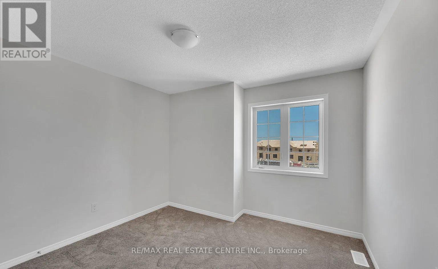 302 Coronation Road, Whitby, Ontario  L1P 0K8 - Photo 16 - E12196661