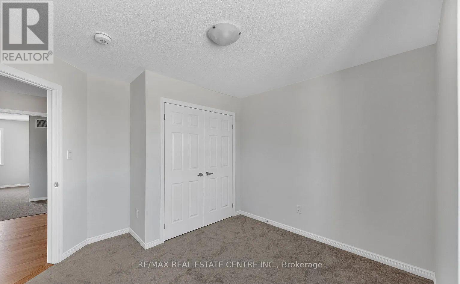 302 Coronation Road, Whitby, Ontario  L1P 0K8 - Photo 18 - E12196661