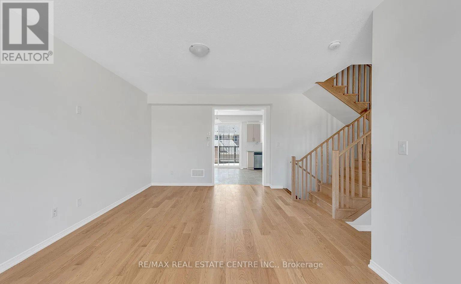 302 Coronation Road, Whitby, Ontario  L1P 0K8 - Photo 19 - E12196661