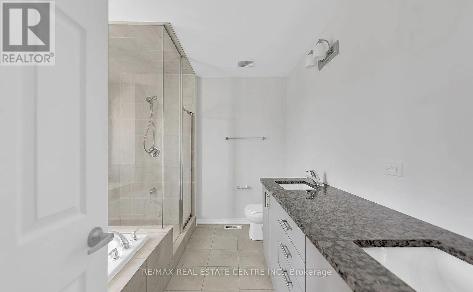 302 Coronation Road, Whitby, Ontario  L1P 0K8 - Photo 2 - E12196661