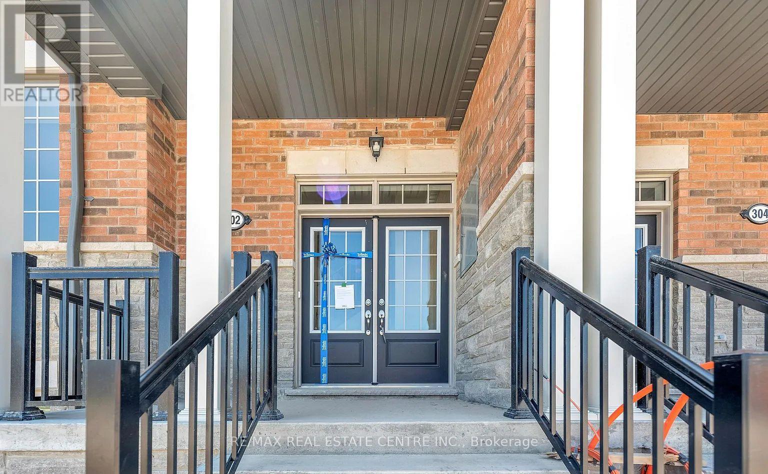 302 Coronation Road, Whitby, Ontario  L1P 0K8 - Photo 9 - E12196661