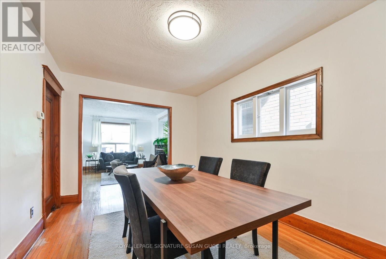 790 Coxwell Avenue, Toronto, Ontario  M4C 3E2 - Photo 8 - E12196692