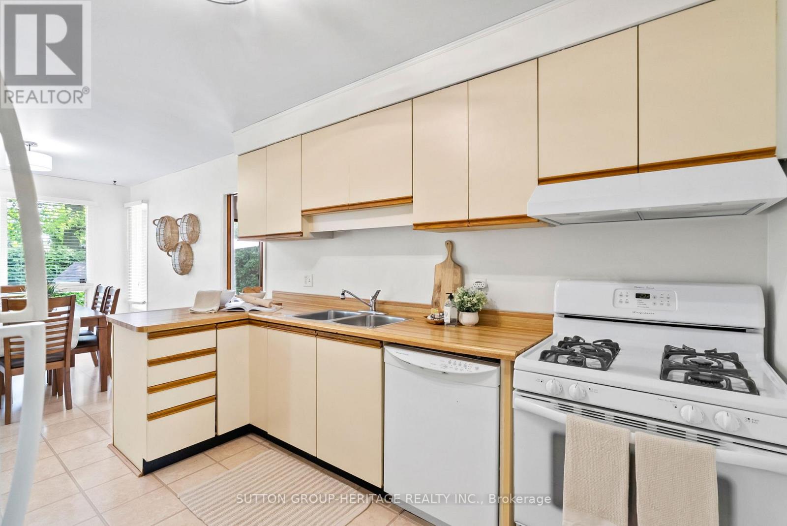 232 Kensington Crescent, Oshawa, Ontario  L1G 7S5 - Photo 11 - E12196698