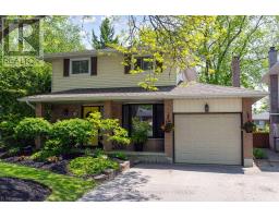 232 KENSINGTON CRESCENT, Oshawa, Ontario
