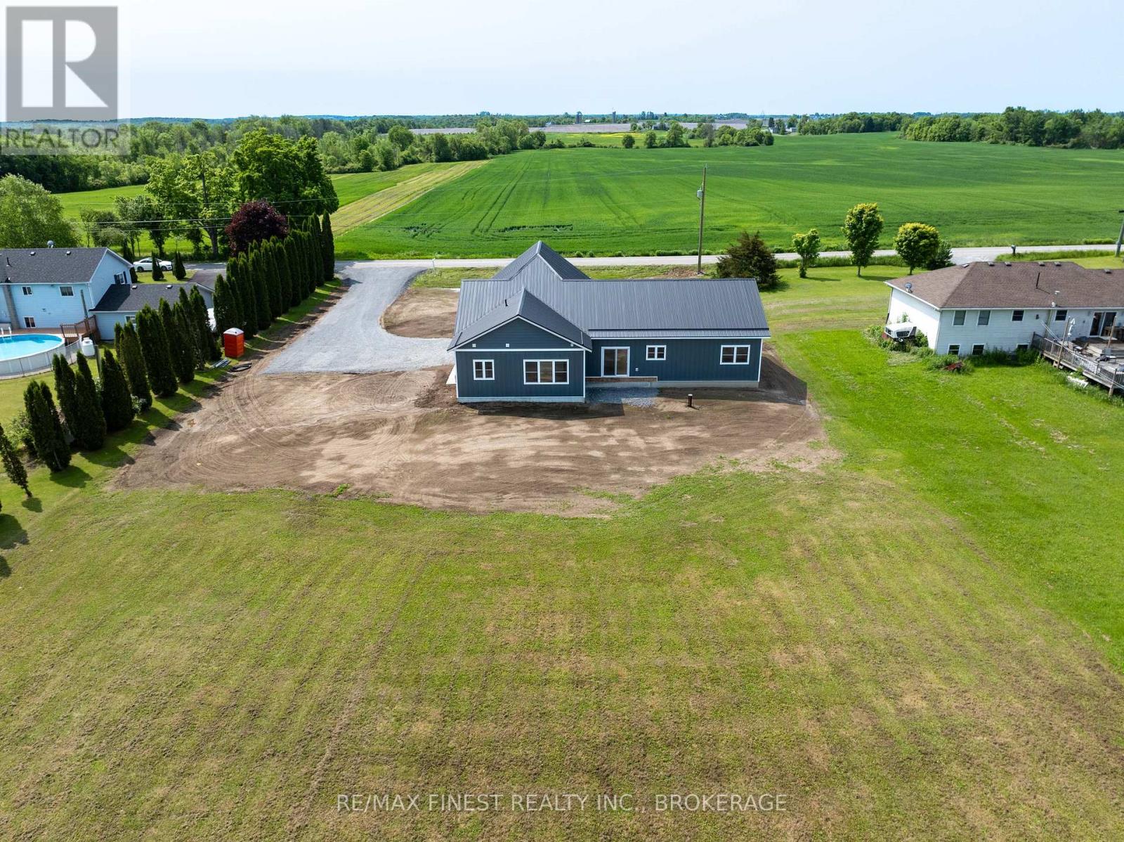2206 Sands Road, Frontenac, Ontario  K0H 1H0 - Photo 2 - X12196695
