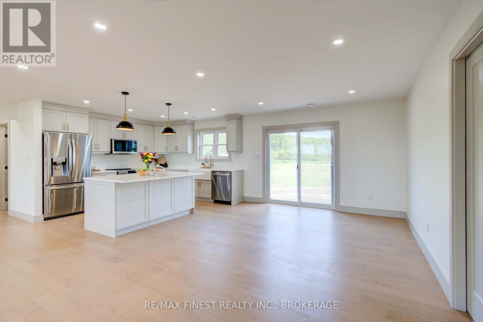 2206 Sands Road, Frontenac, Ontario  K0H 1H0 - Photo 9 - X12196695