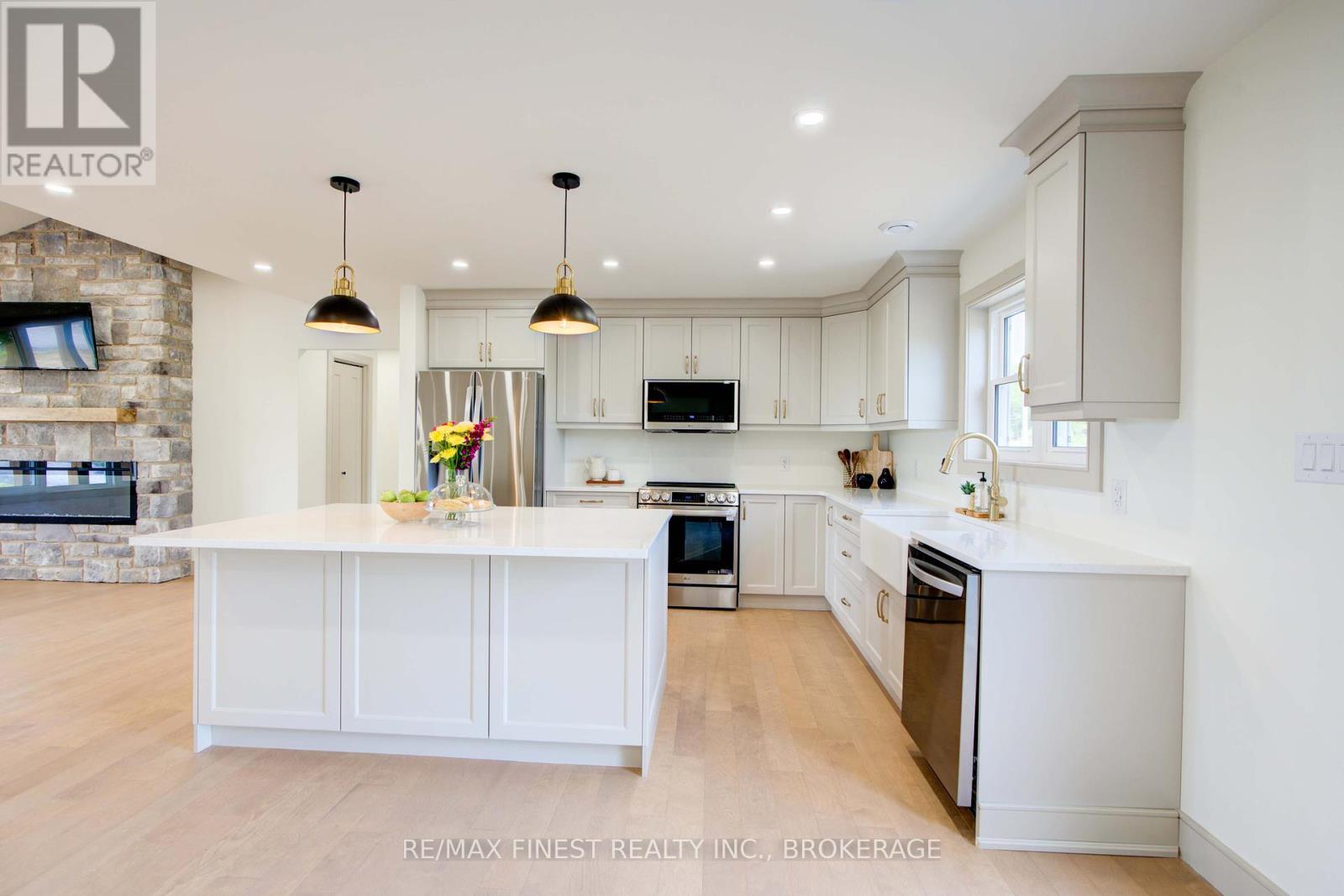 2206 Sands Road, Frontenac, Ontario  K0H 1H0 - Photo 7 - X12196695