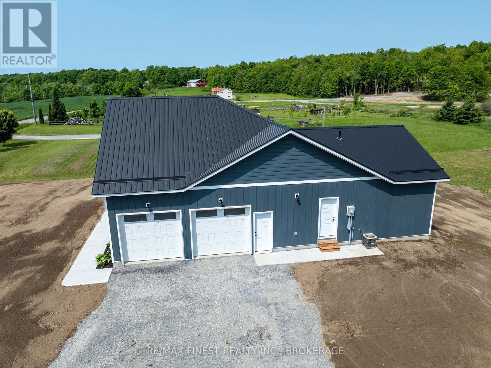 2206 Sands Road, Frontenac, Ontario  K0H 1H0 - Photo 3 - X12196695
