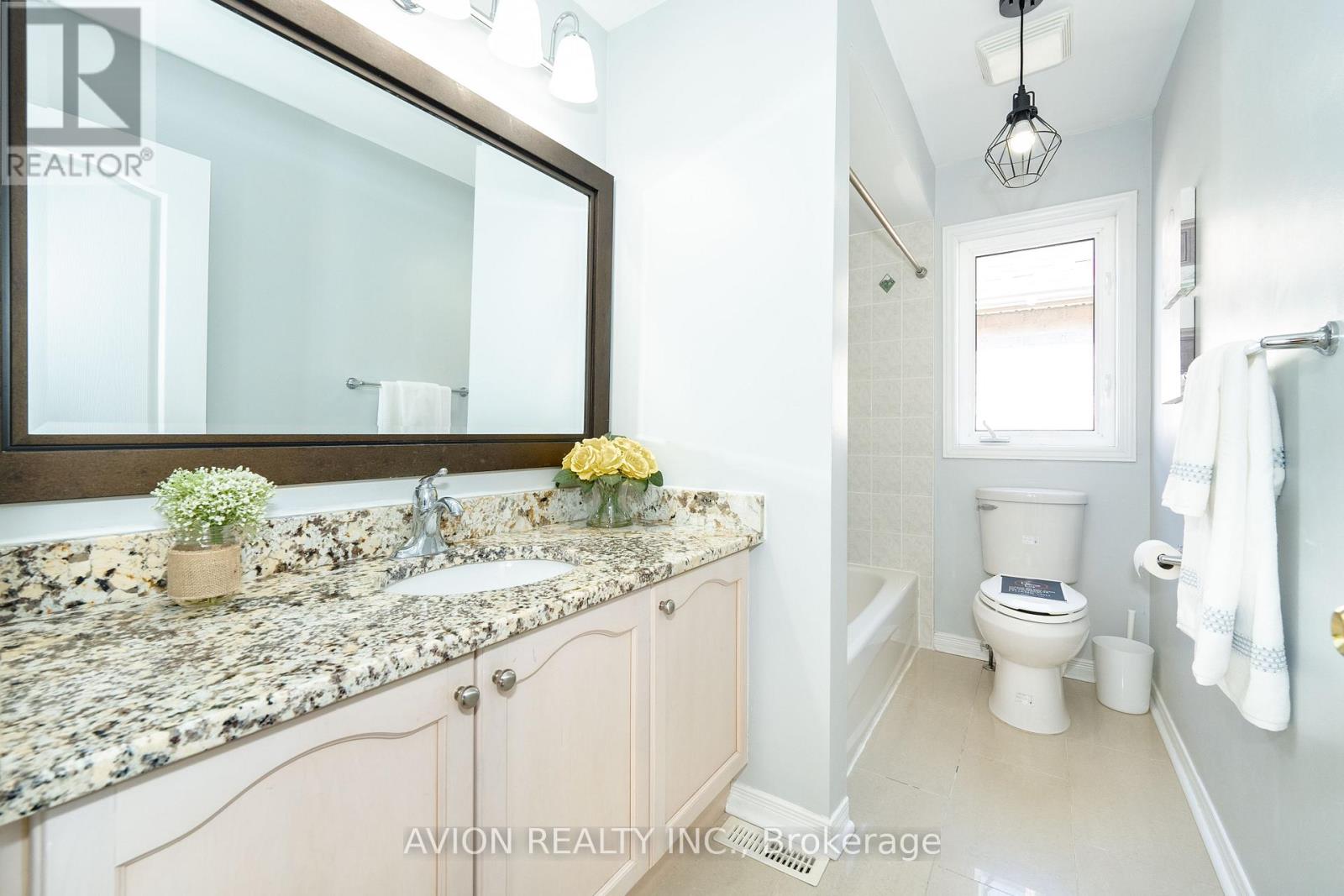 2 Greengage Street, Markham, Ontario  L6E 1X9 - Photo 24 - N12196630