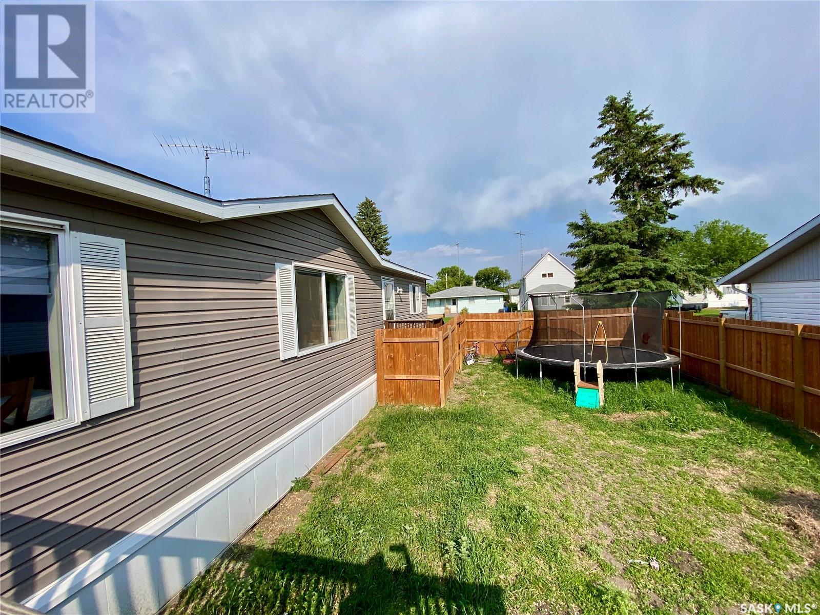 114 3 Street E, Carnduff, Saskatchewan  S0C 0S0 - Photo 25 - SK008308