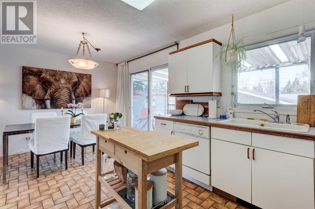 6604 34 Street Sw, Calgary, Alberta  T3E 5M2 - Photo 11 - A2213669