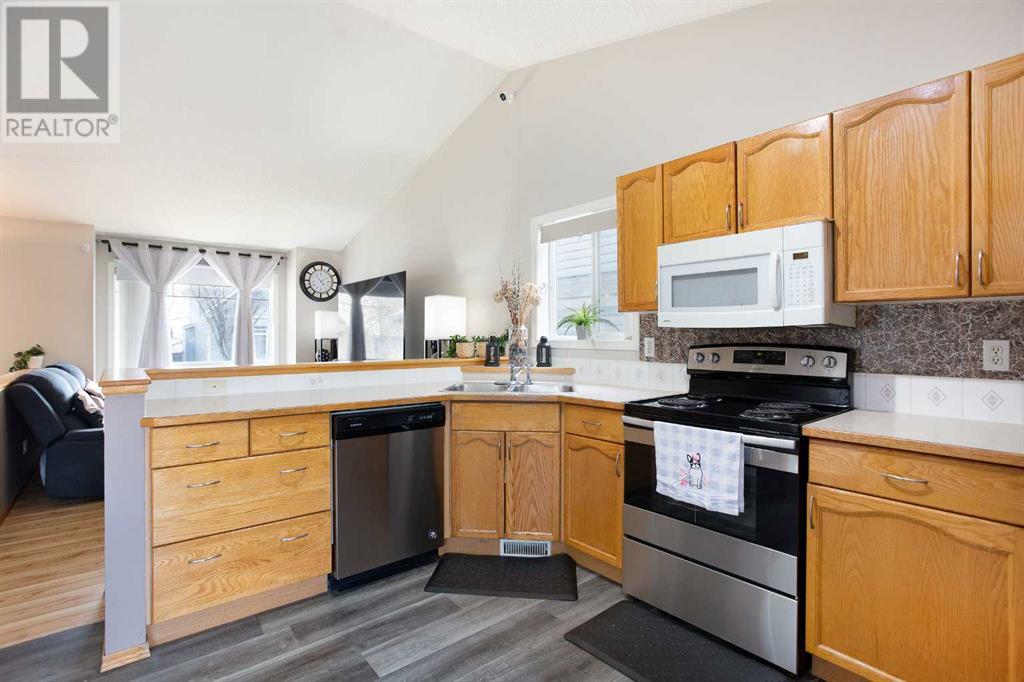 134 Erin Grove Se, Calgary, Alberta  T2B 3L2 - Photo 10 - A2213975