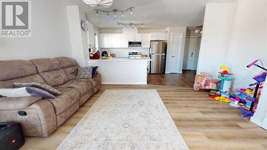 Property at 519, 8535 Clearwater Drive image 5