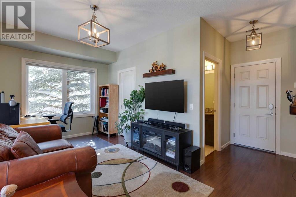 303 Valley Ridge Manor Nw, Calgary, Alberta  T3B 6C4 - Photo 11 - A2215022