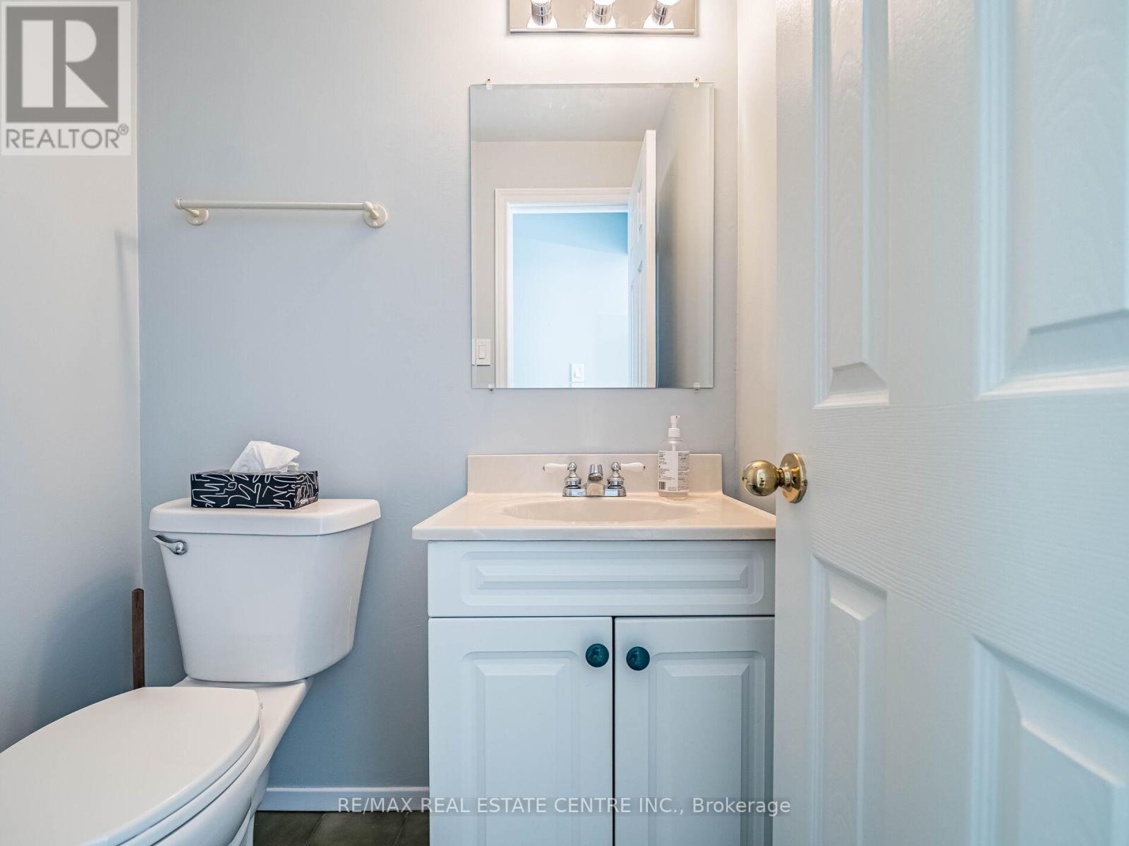 #12 - 1050 Shawnmarr Road, Mississauga (Port Credit), Ontario  L5H 3V1 - Photo 22 - W12196632