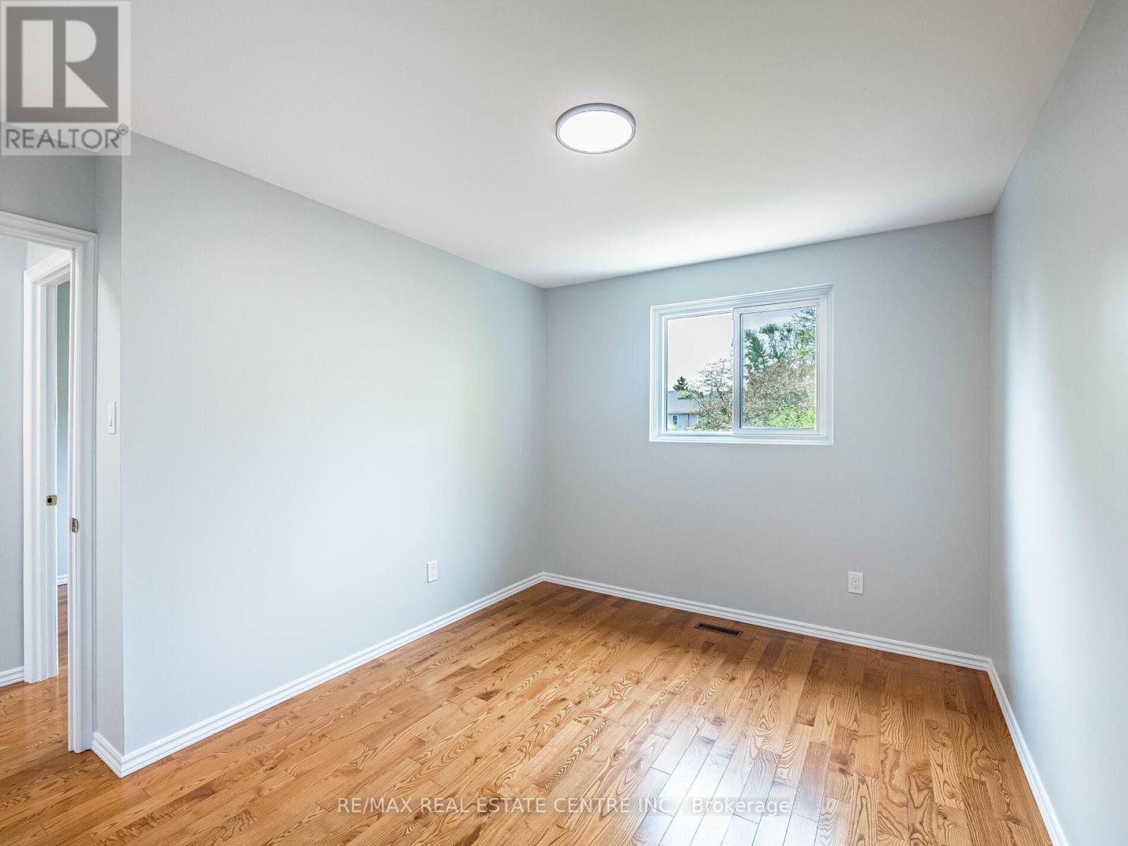 #12 - 1050 Shawnmarr Road, Mississauga (Port Credit), Ontario  L5H 3V1 - Photo 28 - W12196632