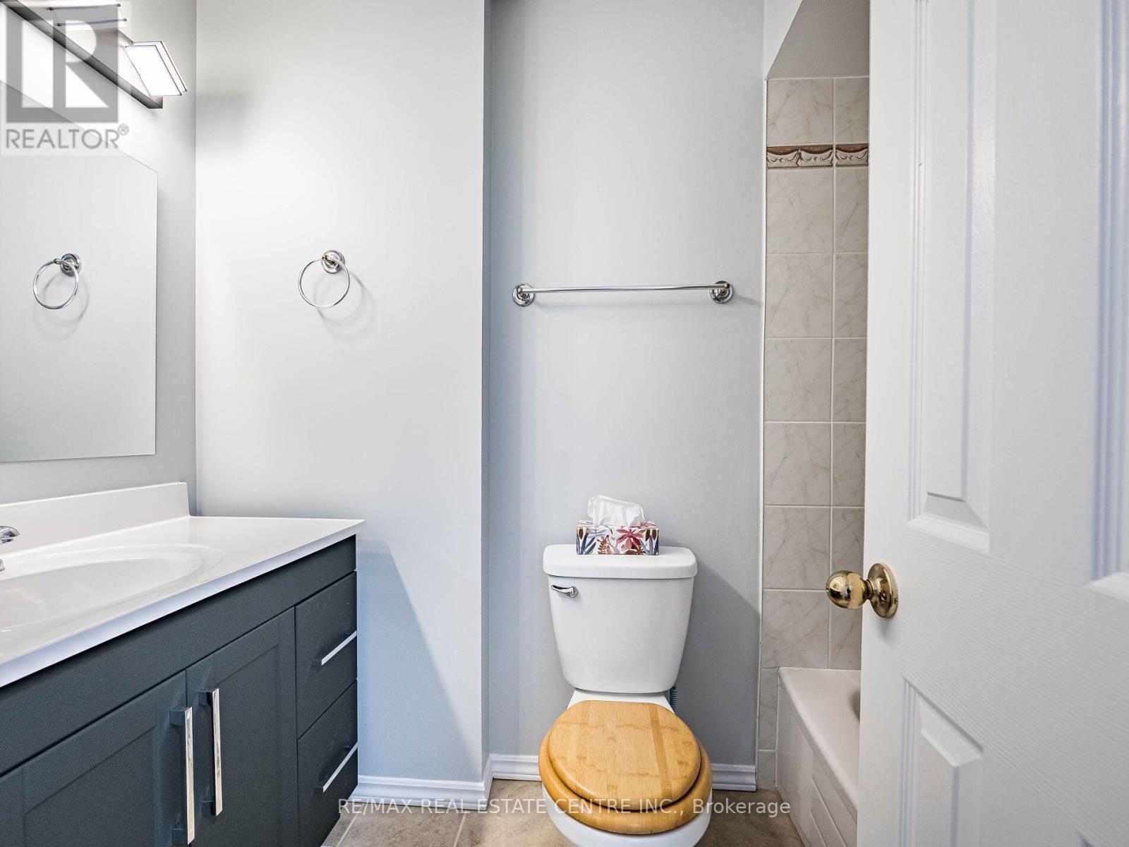 #12 - 1050 Shawnmarr Road, Mississauga (Port Credit), Ontario  L5H 3V1 - Photo 30 - W12196632
