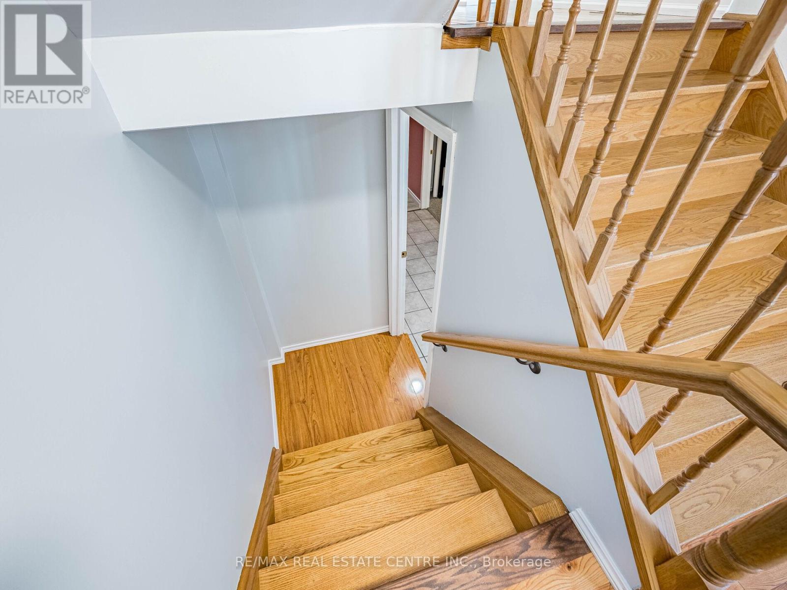 #12 - 1050 Shawnmarr Road, Mississauga (Port Credit), Ontario  L5H 3V1 - Photo 31 - W12196632