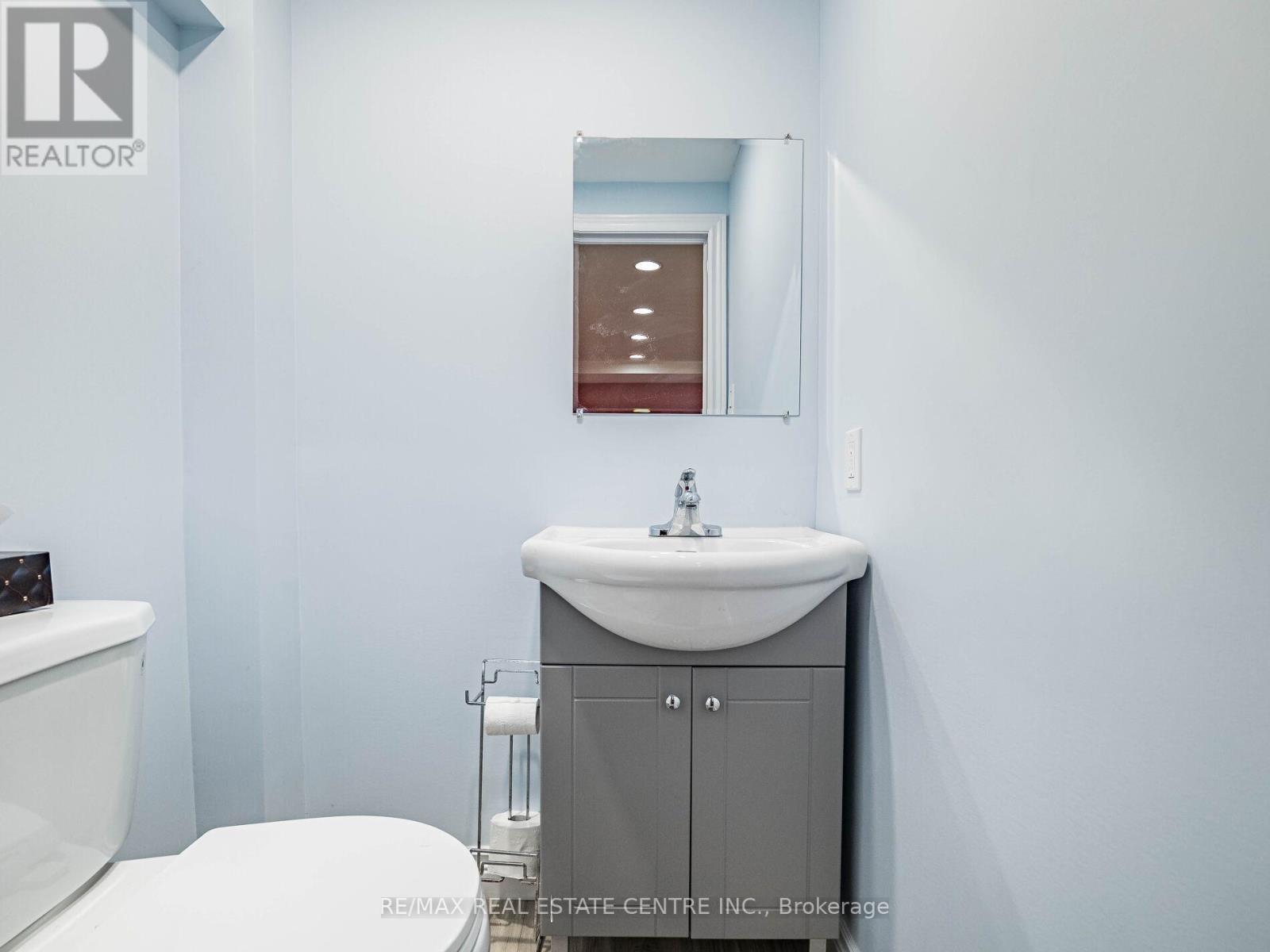 #12 - 1050 Shawnmarr Road, Mississauga (Port Credit), Ontario  L5H 3V1 - Photo 36 - W12196632