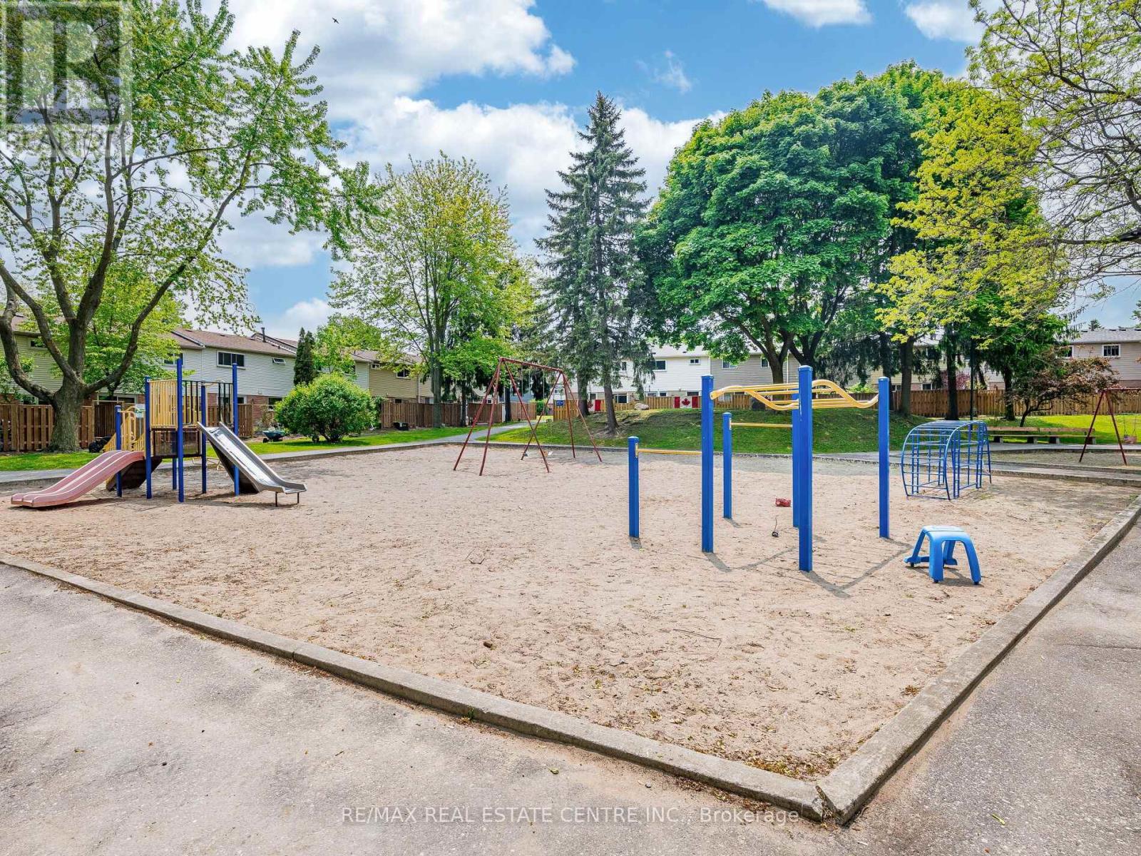 #12 - 1050 Shawnmarr Road, Mississauga, Ontario  L5H 3V1 - Photo 39 - W12196632
