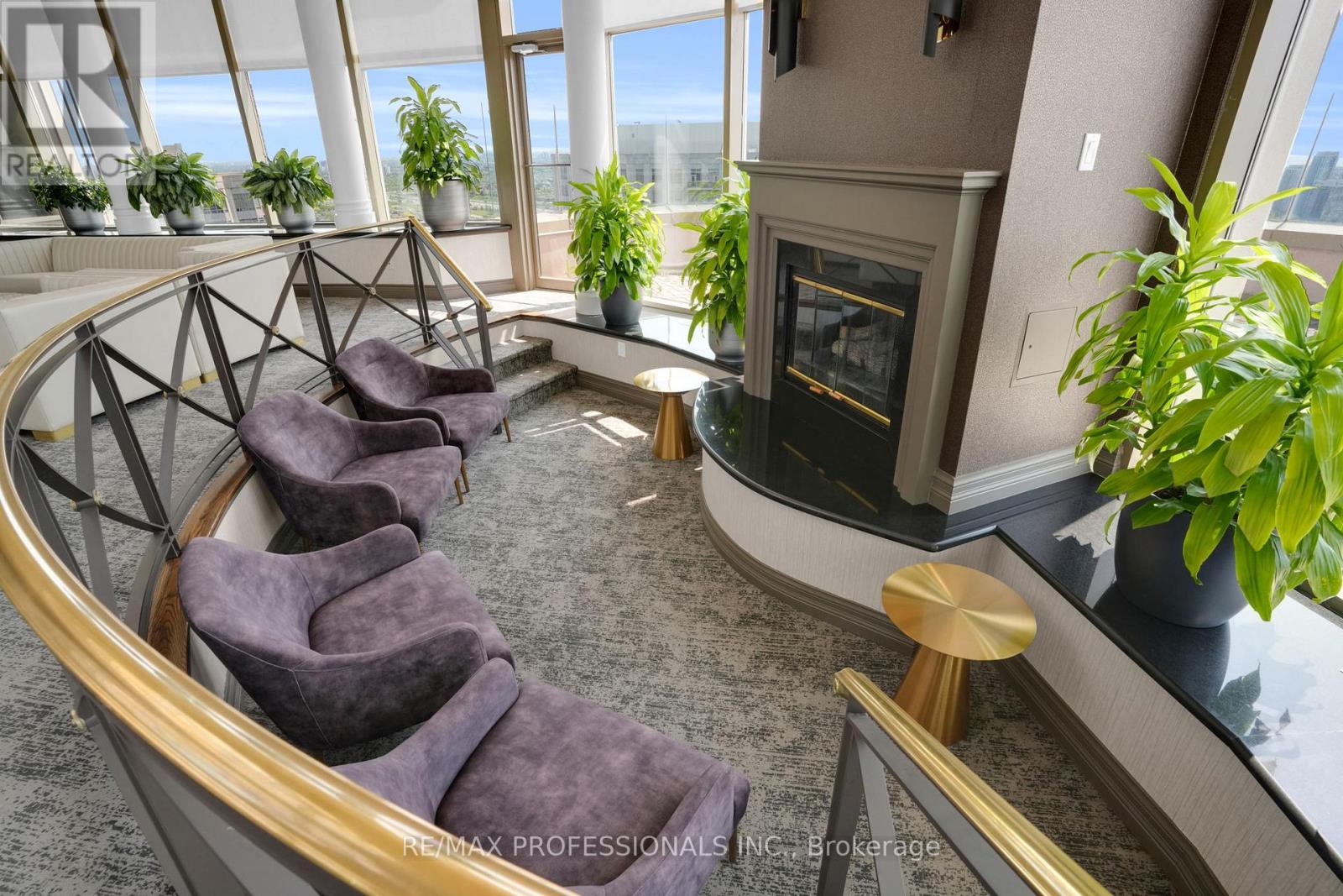 905 - 45 Kingsbridge Garden Circle, Mississauga, Ontario  L5R 3K4 - Photo 47 - W12196706