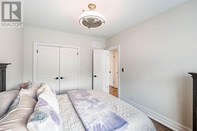 500 Chantenay Drive, Mississauga, Ontario  L5A 1G2 - Photo 21 - W12196739