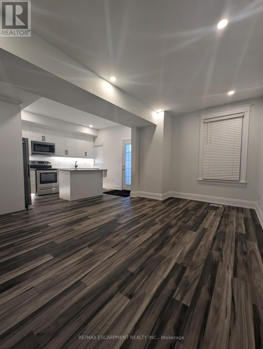 1 - 333 Emerald Street N, Hamilton (Beasley), Ontario  L8L 5L2 - Photo 6 - X12196687