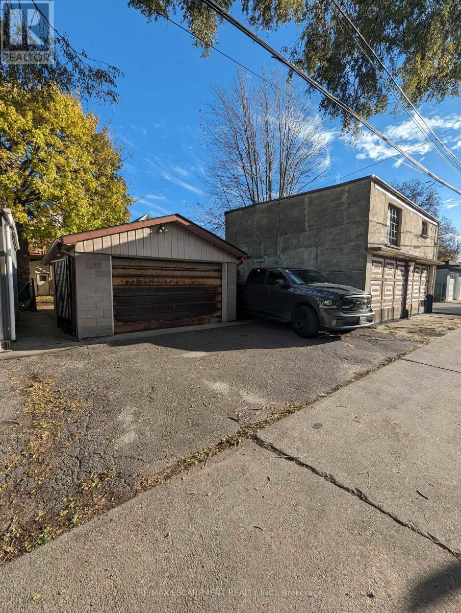 1 - 333 Emerald Street N, Hamilton (Beasley), Ontario  L8L 5L2 - Photo 9 - X12196687