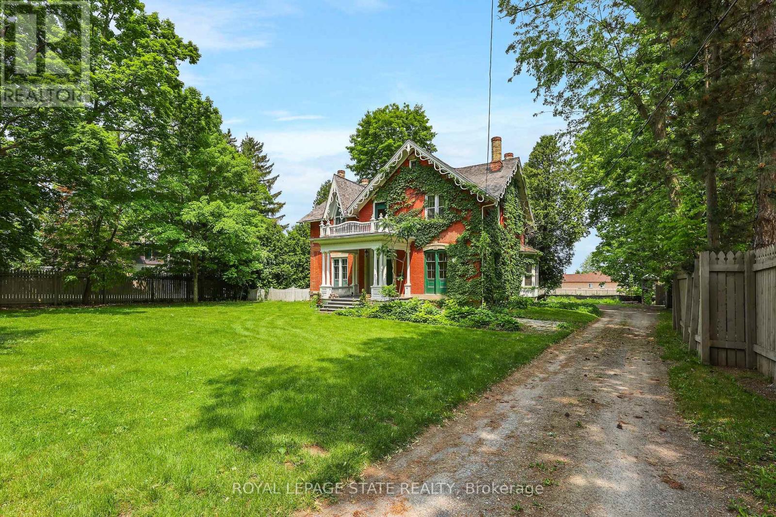 262 Main Street W, Grimsby, Ontario  L3M 1S4 - Photo 8 - X12196696