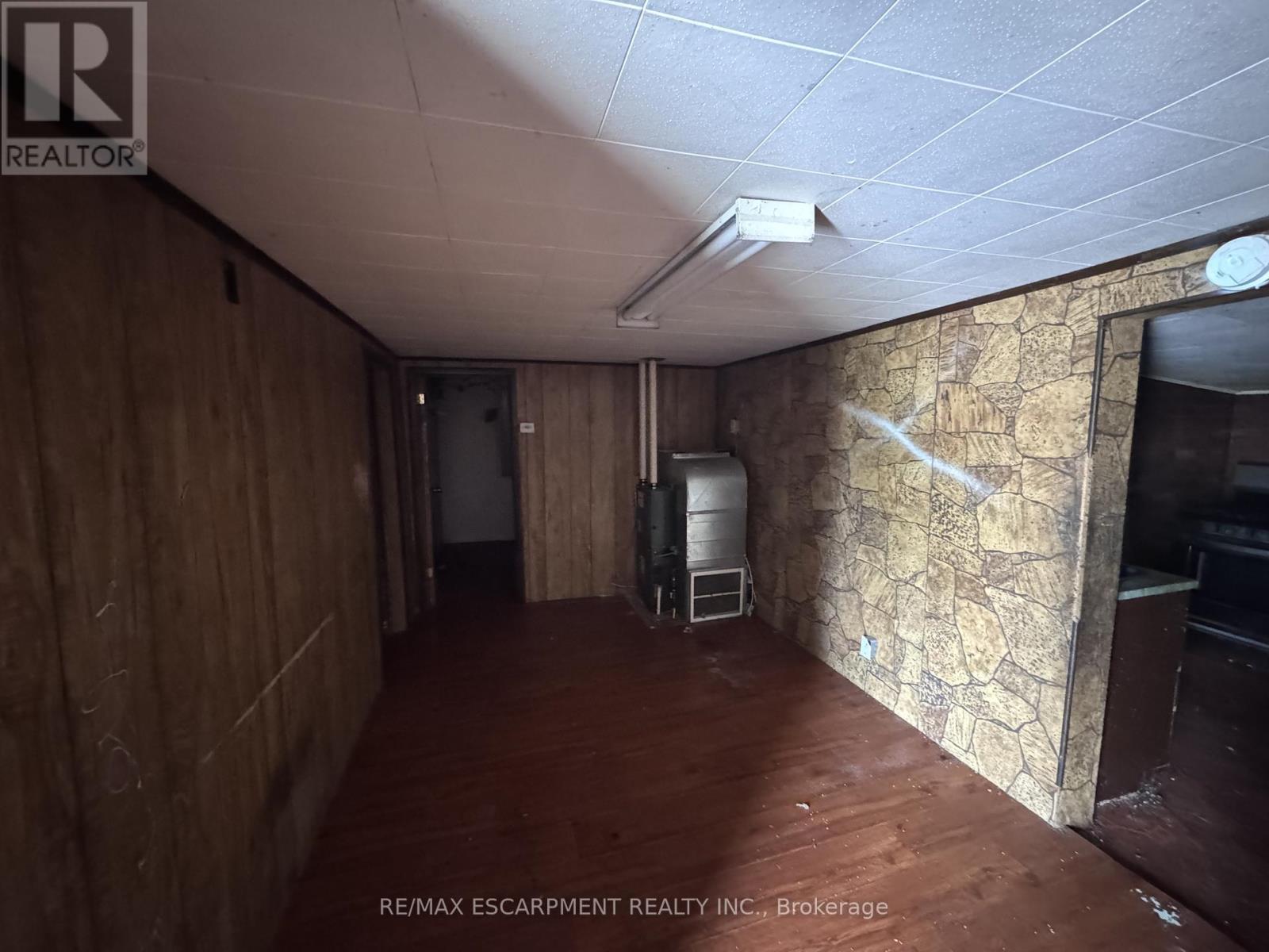 508 Main Street E, Haldimand (Dunnville), Ontario  N1A 2W5 - Photo 10 - X12196697