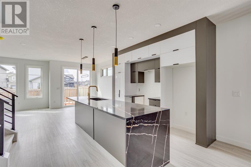 Property at 105 Auger Court image 3