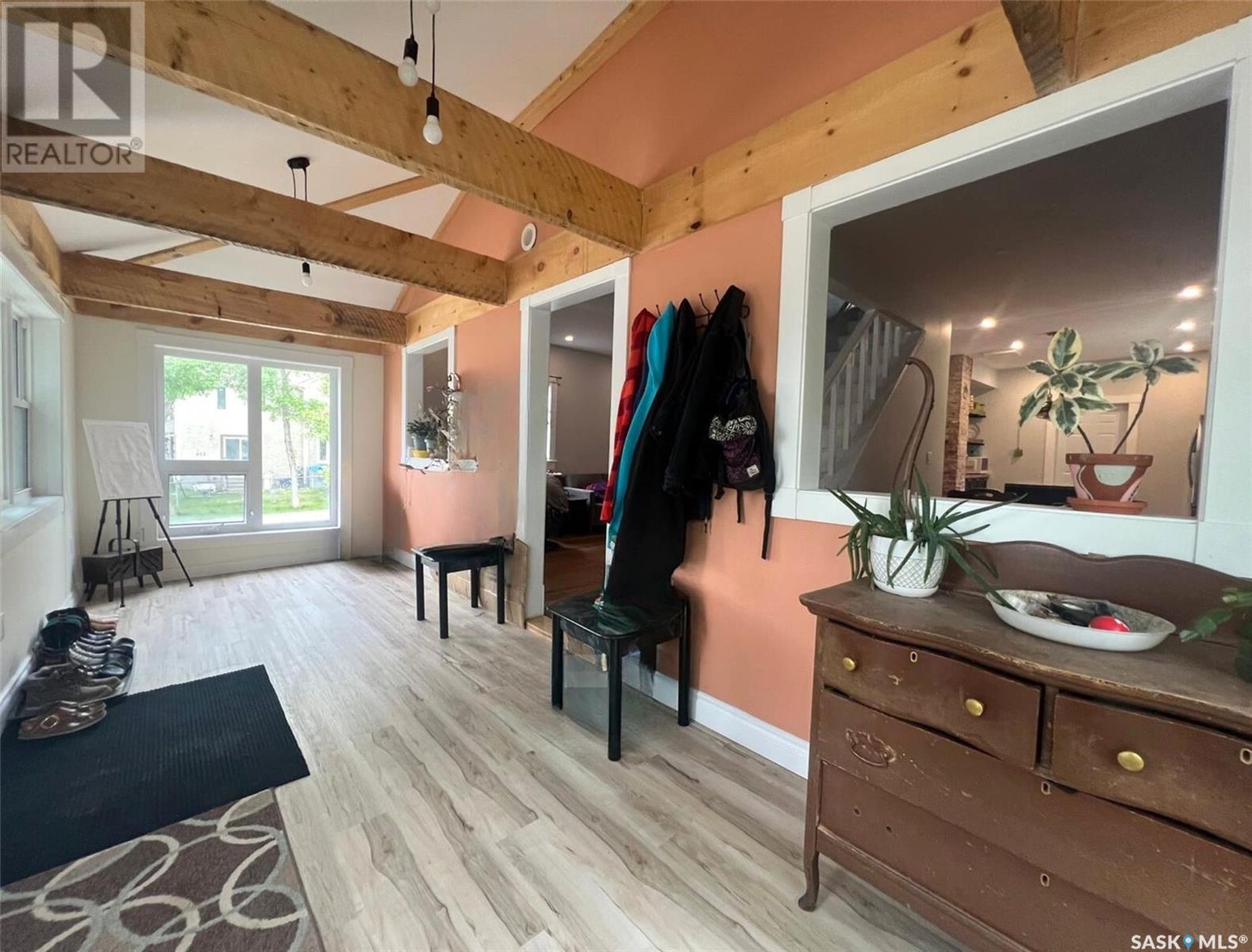 Property at 133 Sidney STREET W image 2