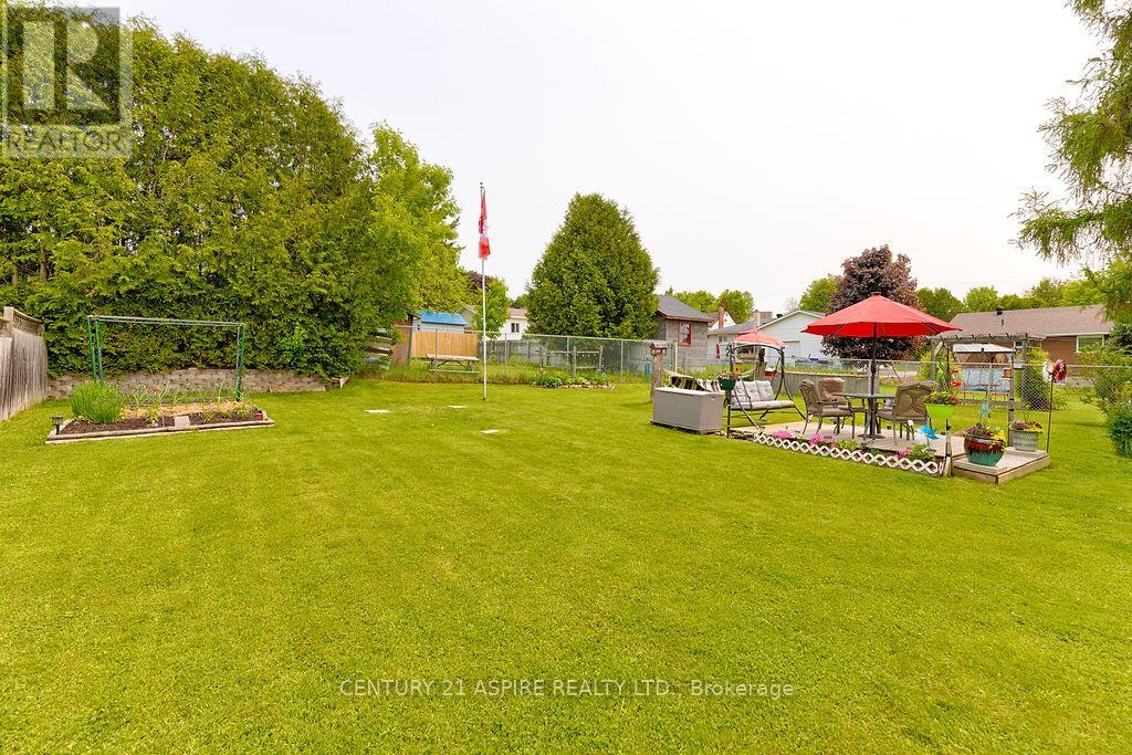 615 River Road, Pembroke, Ontario  K8A 1A4 - Photo 9 - X12196799
