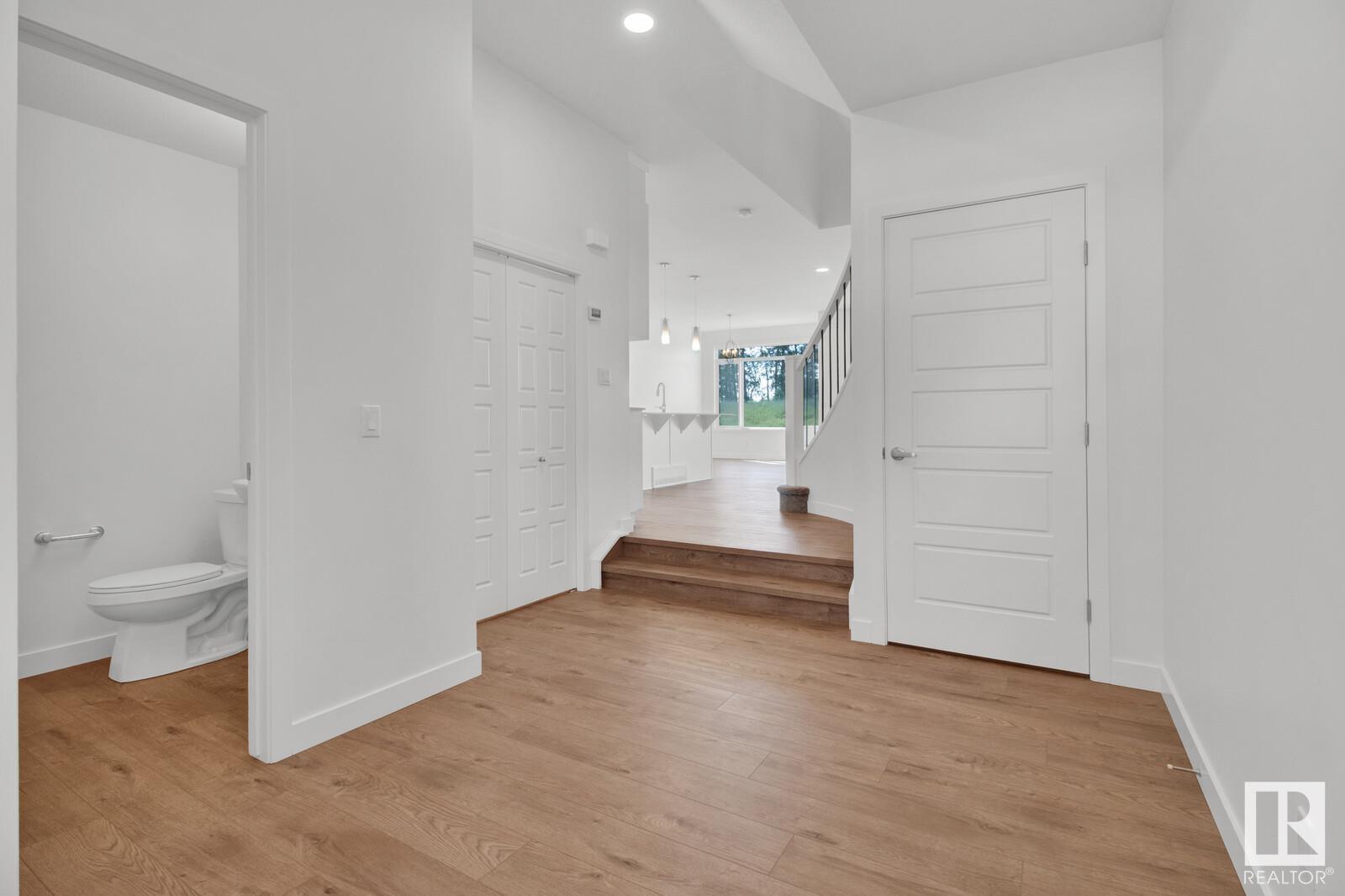 6007 Edmonds Pl Nw, Edmonton, Alberta  T6M 1S1 - Photo 4 - E4440358