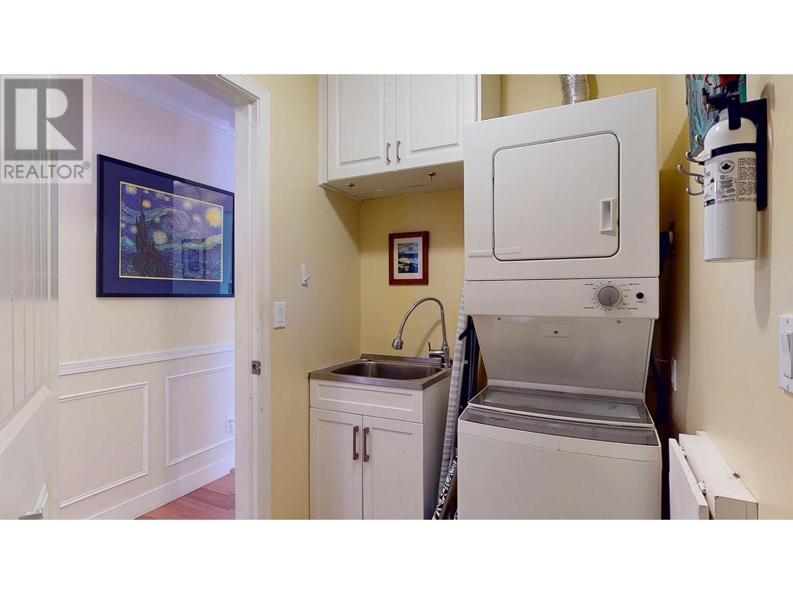 5722 Emily Way, Sechelt, British Columbia  V7Z 0N5 - Photo 31 - R3010676