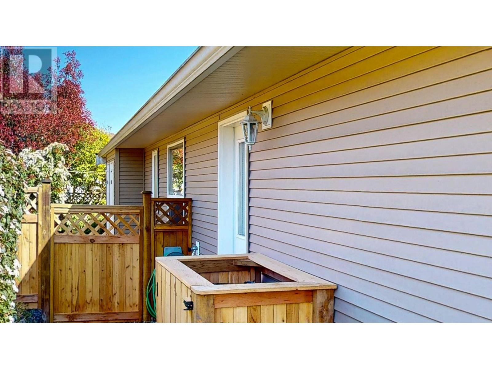 5722 Emily Way, Sechelt, British Columbia  V7Z 0N5 - Photo 38 - R3010676